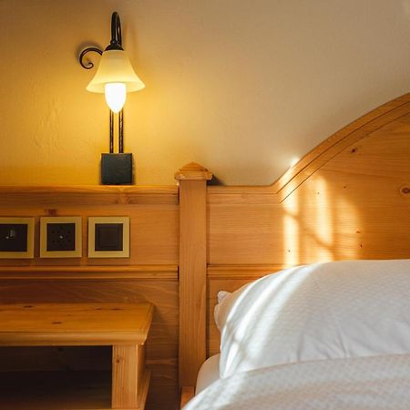 Guesthouse By The Rex Zermatt Exterior foto