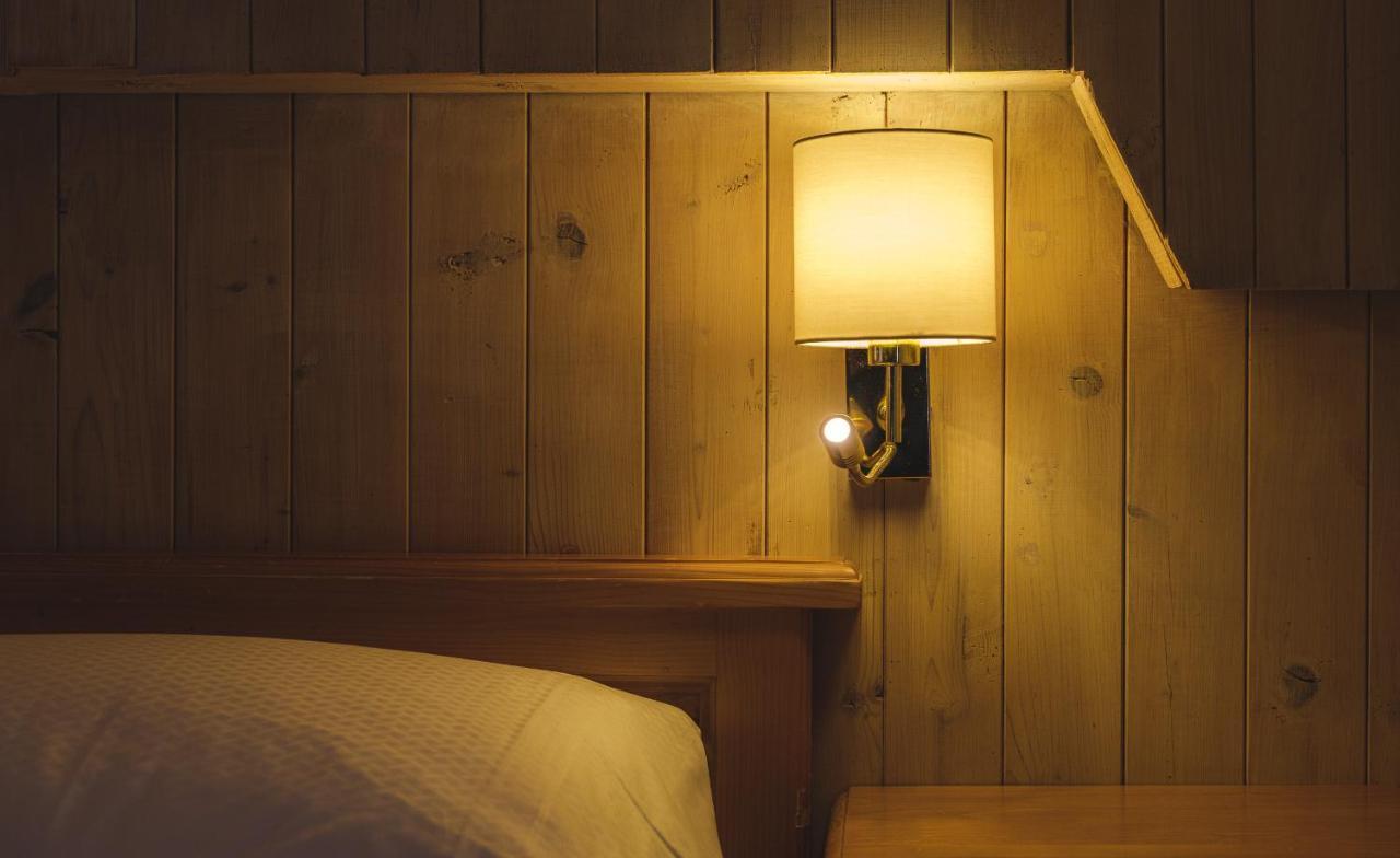 Guesthouse By The Rex Zermatt Exterior foto